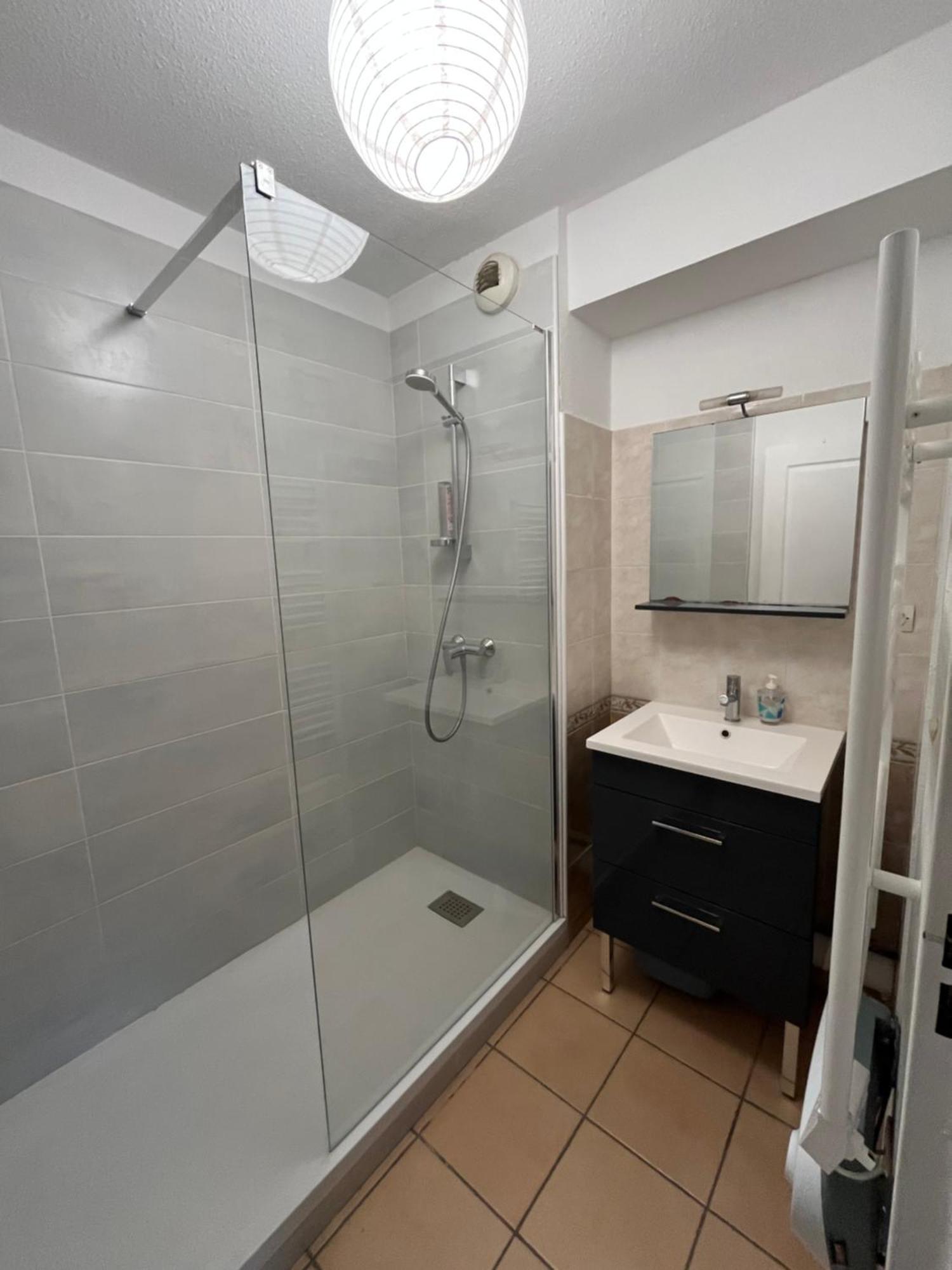 Beaux Arts T3 Duplex, Renove Lumineux + Garage Apartment Montpellier Luaran gambar